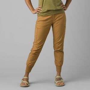 PrAna Halle Jogger II. Color Earthbound. Size 6 R. New Without Tags. For those